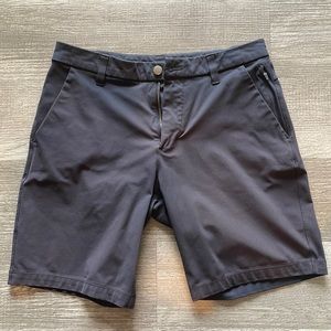Commission Classic-Fit Short 7"
Warpstreme